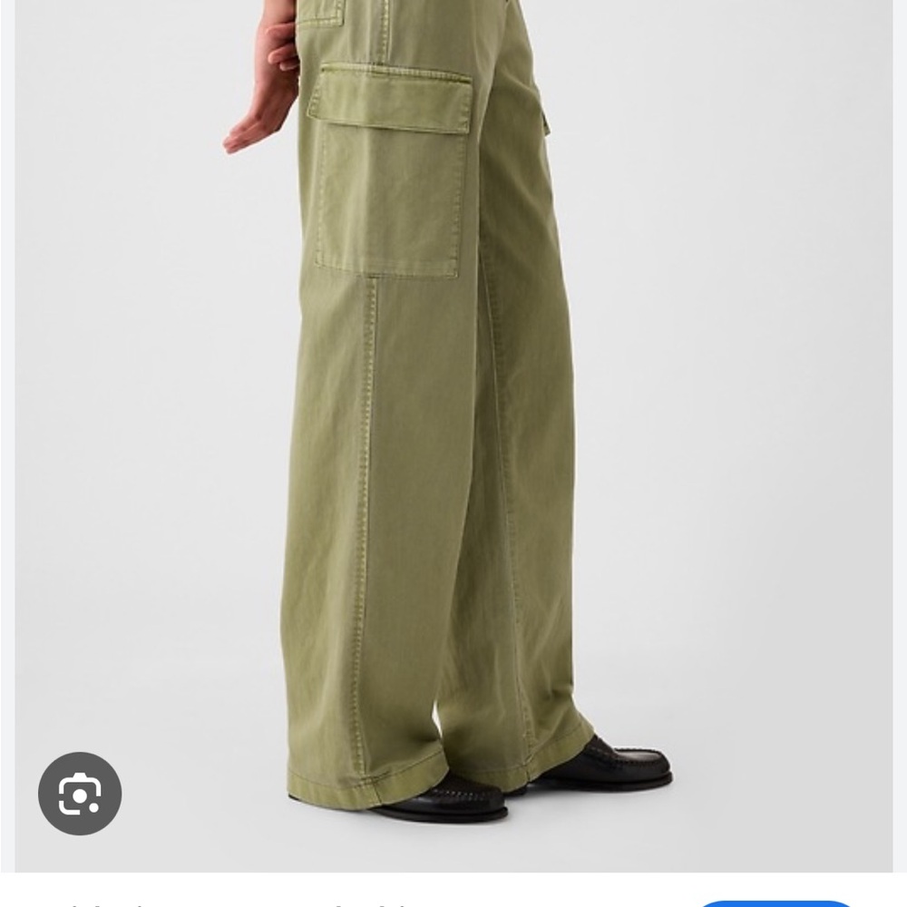 GAP Green Cargo Pants Relaxed Fit